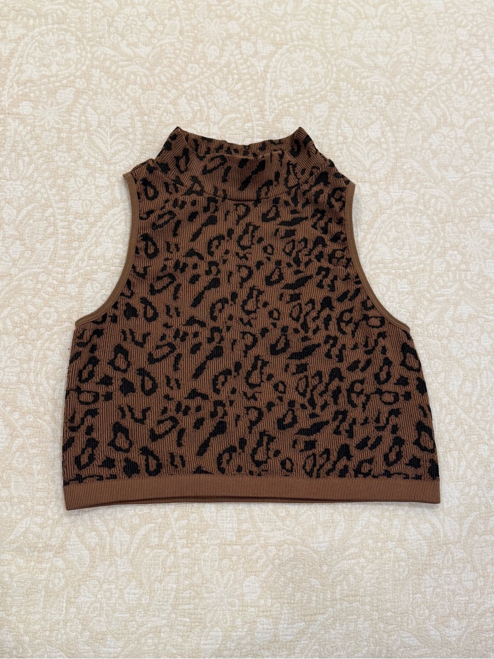 Bozzolo Brown Leopard Print Mock Neck Crop Top M/L